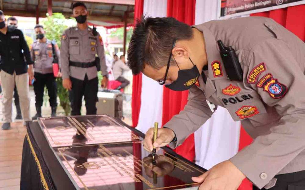 Kapolres Katingan Resmikan Toko UMKM dan Taman Baca Bhayangkari