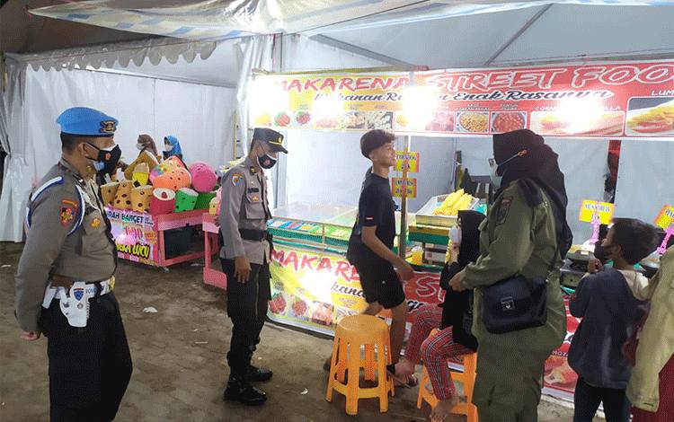 Disiplinkan Prokes, Tim Yustisi Sasar Bazar Begoyap