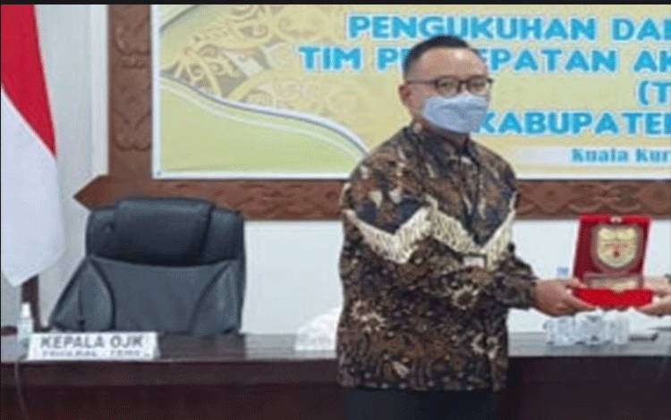 Data Maret 2022, Sektor Jasa Keuangan Stabil, Pasar Saham Menguat