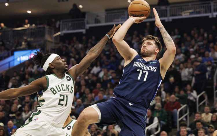 Luka Doncic Pimpin Mavericks Sumpal Bucks 118-112
