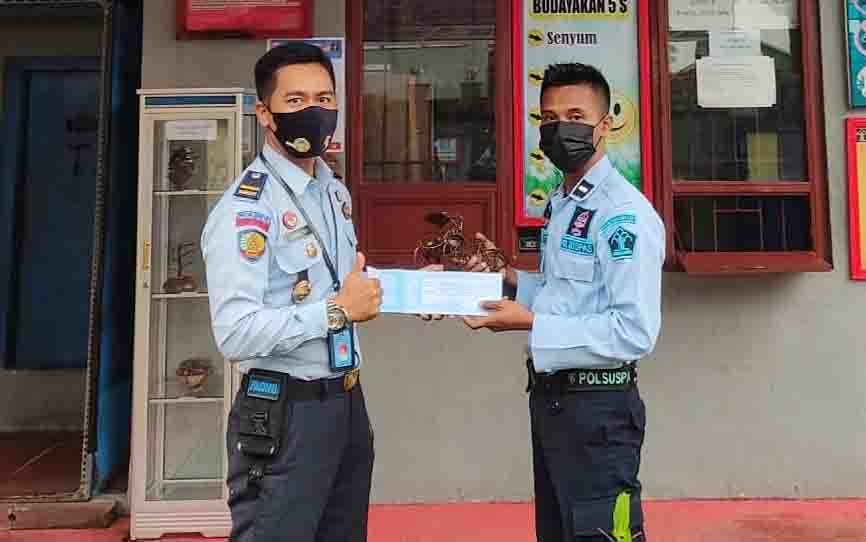 Rutan Tamiang Layang Pamerkan Kerajinan dari Batok Kelapa Karya Warga Binaan