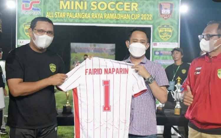 Wali Kota Ingatkan Peserta Turnamen Mini Soccer Ramadan Cup Jaga Sportivitas