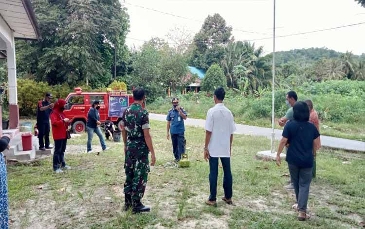 Damkar Palangka Raya Peragakan Cara Pakai Apar