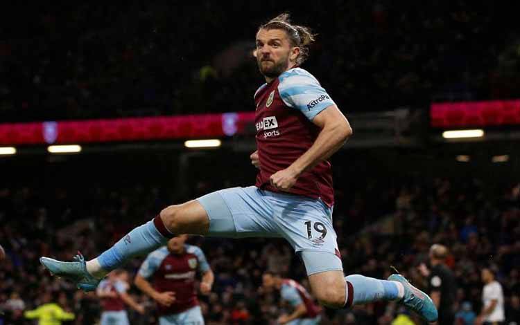 Everton Tersandung 2-3 di Kandang Burnley