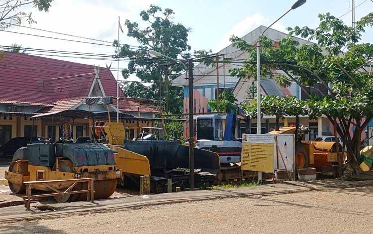 Anggota DPRD Barito Timur Minta Preservasi Jalan Ampah - Pasar Panas Dilakukan Maksimal