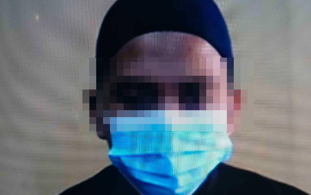 Pengedar Sabu Ditangkap Saat Santai di Kamar, 9 Paket Narkoba Diamankan
