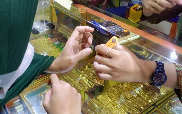 Sejak Awal Ramadan Pembelian Emas di Sampit Masih Normal, Ini Jenis Paling Diminati