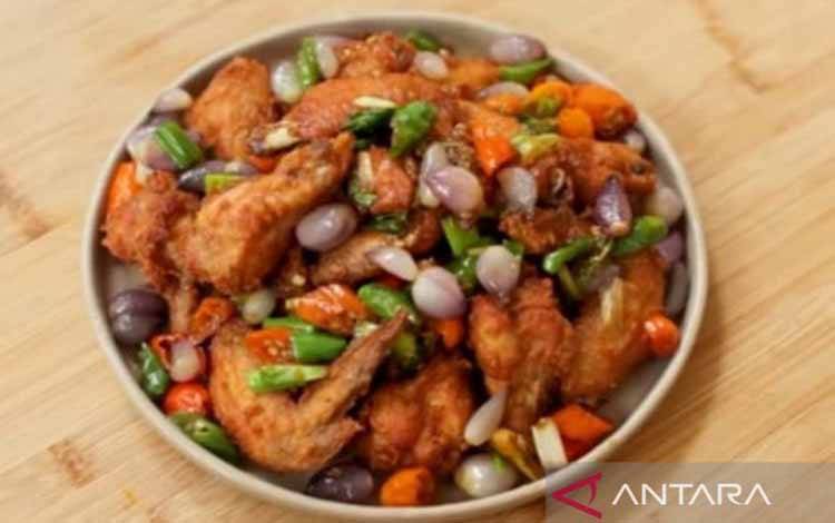 Resep Sayap Ayam Goreng dengan Oseng Bawang