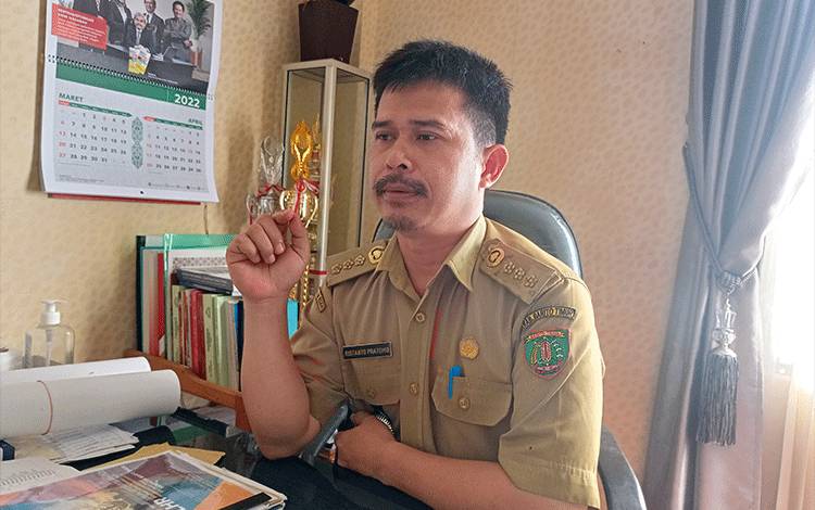 Camat Dusun Timur Lakukan Monev di 15 Desa