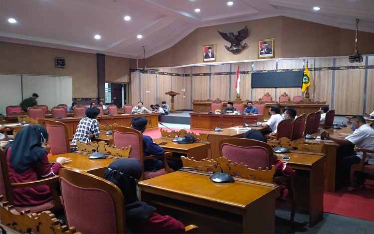 Awasi Penjualan BBM di Seluruh SPBU