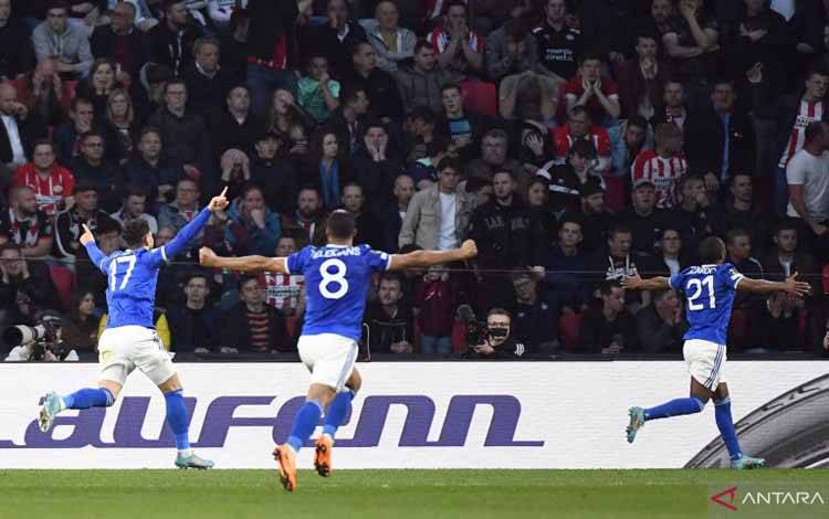 Leicester Balikkan Keadaan untuk Melaju ke Semifinal Liga Conference