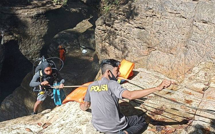 Tim SAR Temukan Korban Terseret Arus Sungai di Manggarai Barat