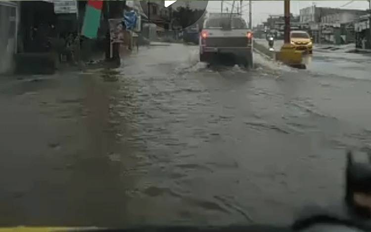 Seharian Diguyur Hujan, Palangka Raya Banjir