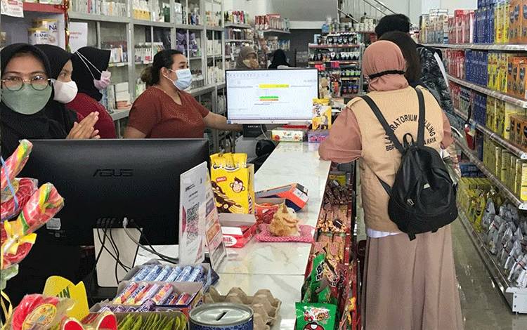 Petugas Gabungan di Kapuas Awasi Bahan Pangan Jelang Lebaran