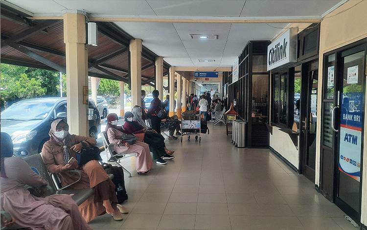 Pergerakan Penumpang di Bandara Iskandar Mulai Meningkat