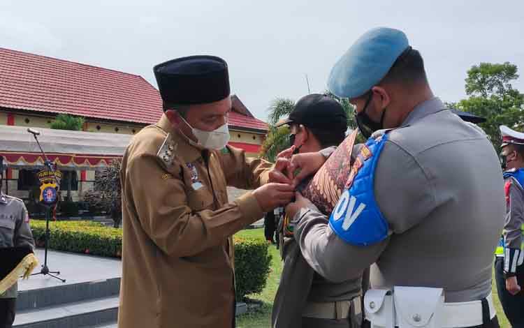 Bupati Sukamara Ingatkan Pemudik Patuhi Prokes