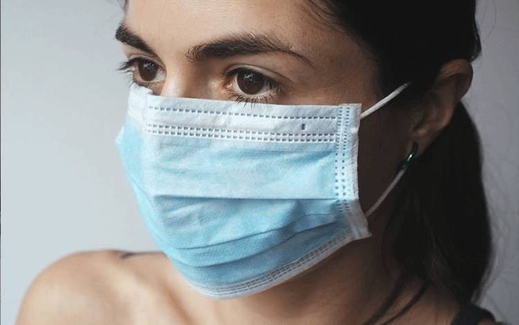 Dokter: Masyarakat Boleh Lepas Masker Jika Cakupan "Booster" Tinggi