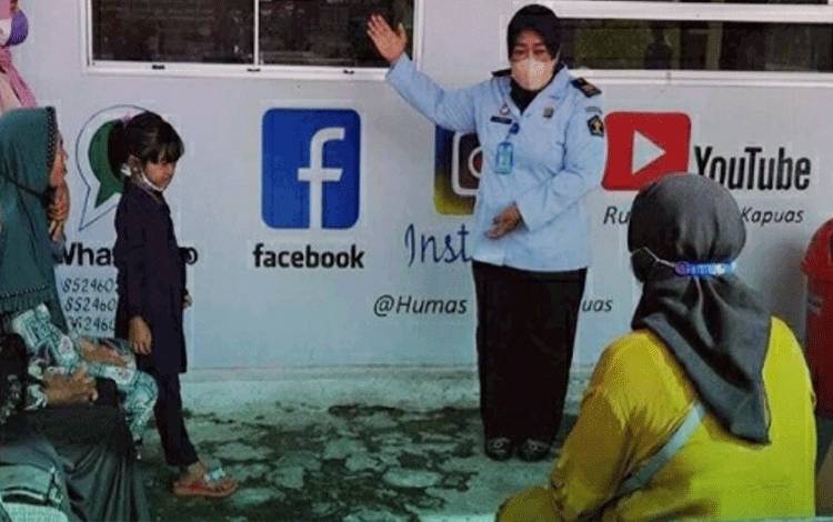 Petugas Sosialisasikan Mekanisme Zakat Fitrah di Rutan Kuala Kapuas