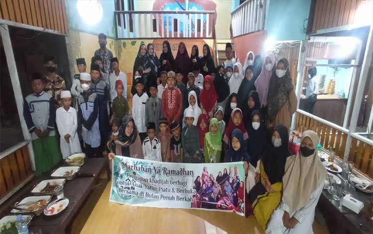 Pengajian Khadijah Pangkalan Bun Gelar Buka Puasa Bersama