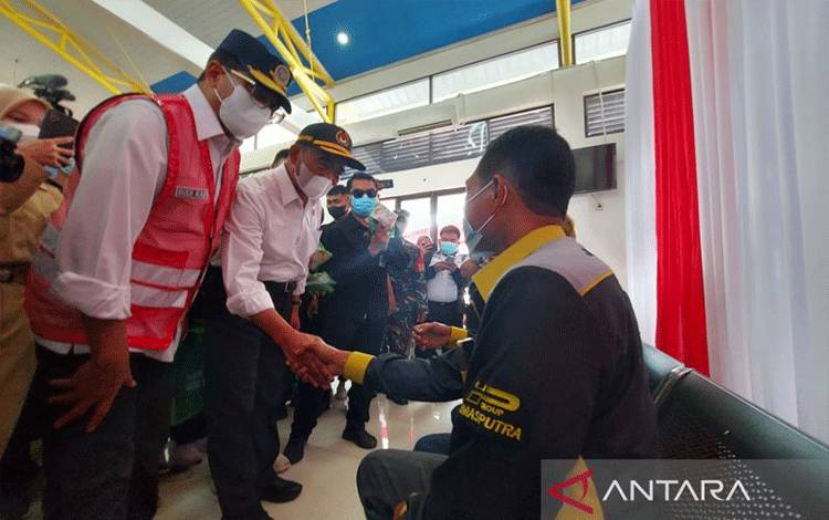 Menko PMK Minta Sopir Bus Mudik Tak Lalai