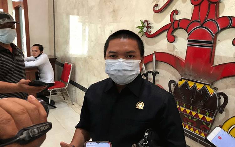 Legislator Kapuas Ini Dorong Diskominfo Jadikan Atensi Terkait Jaringan Telekomunikasi di Wilayah Hulu