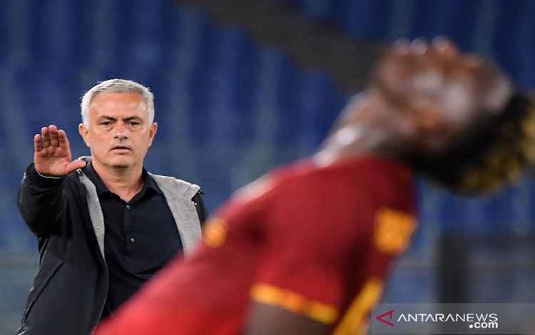 Mourinho Optimistis Tatap Laga Leg Kedua Hadapi Leicester City