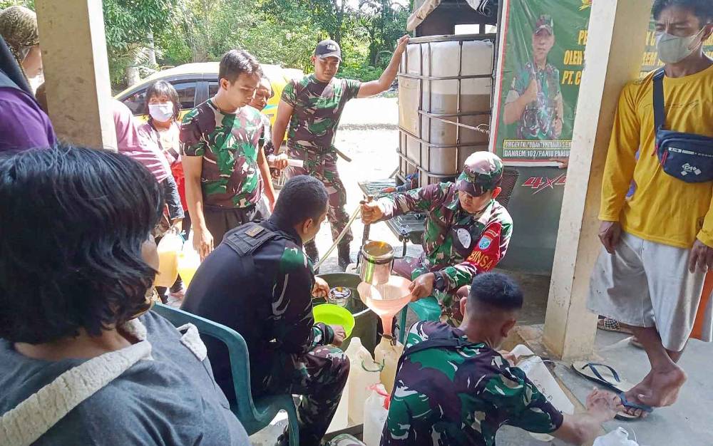 CBI Group dan Korem 102 Gelar Kembali Operasi Pasar Minyak Goreng Curah di Paju Epat