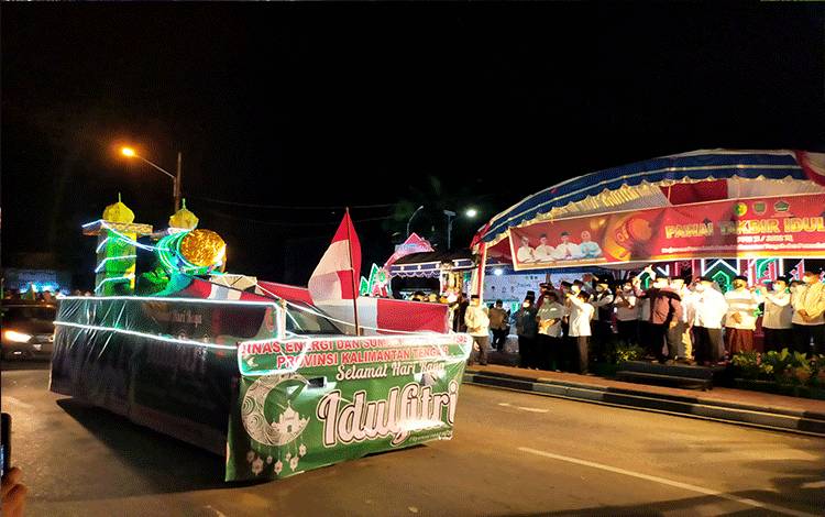 Pawai Takbir Meriahkan Malam Idul Fitri 1443 Hijriah di Palangka Raya