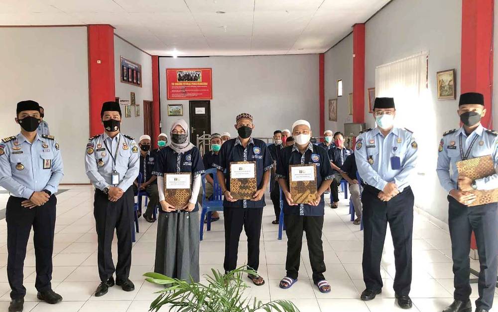 100 Warga Binaan Rutan Tamiang Layang Terima Remisi Khusus Idulfitri