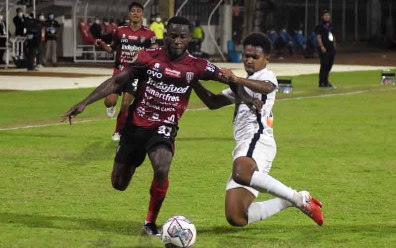 David Rumakiek Bangga Bisa Bergabung dengan Persib Bandung