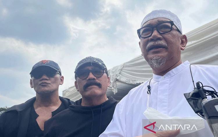 Kenangan Deddy Mizwar Hingga Leroy Osmani atas Mieke Widjaja