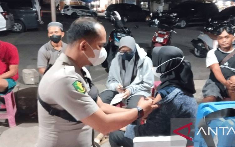 Satgas: Penerima Dosis Penguat di Indonesia Capai 40,37 Juta Jiwa