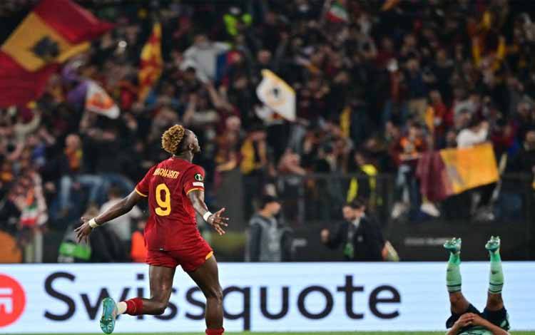 Roma ke Final Liga Conference Usai Menang Agregat 2-1 dari Leicester