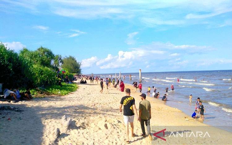 Legislator Soroti Pengelolaan Sampah Objek Wisata Ujung Pandaran