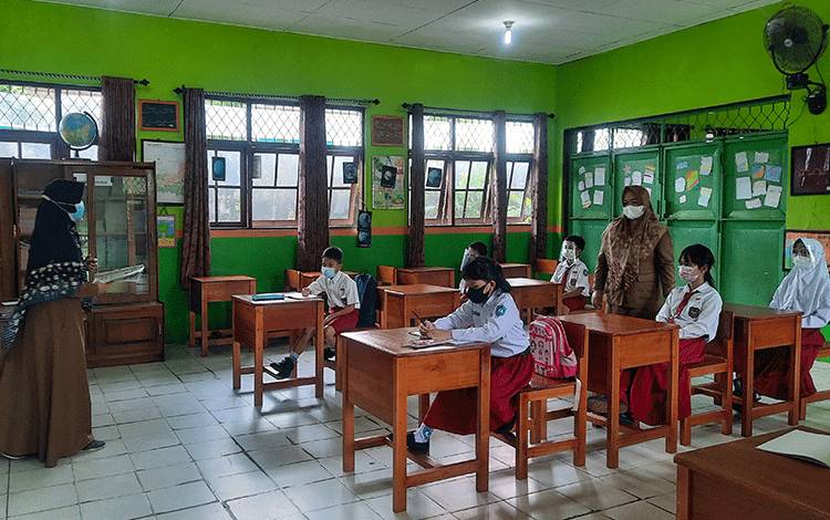 Tak Ada Perpanjangan Libur, Siswa di Kobar Tetap Masuk Sekolah 9 Mei