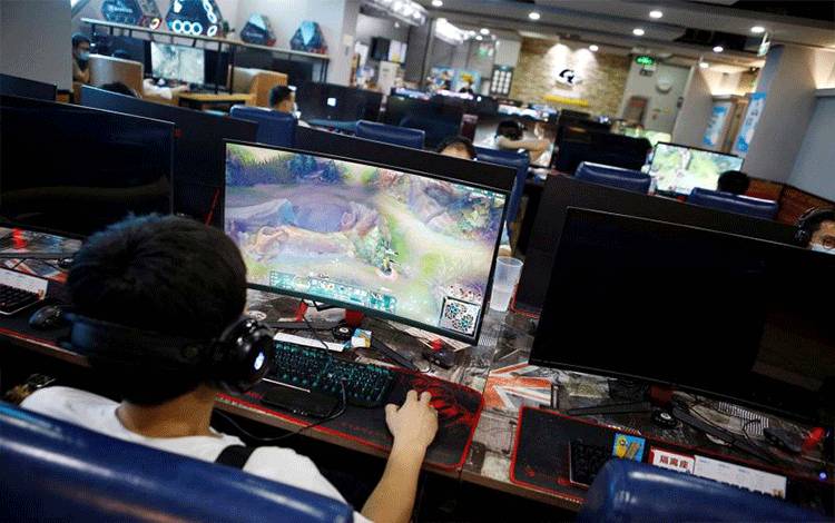 China Perketat Kontrol Internet untuk Anak-anak