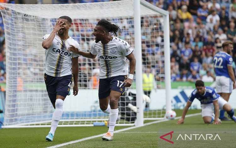 Everton Mentas dari Zona Merah, West Ham Terus Pepet Manchester United