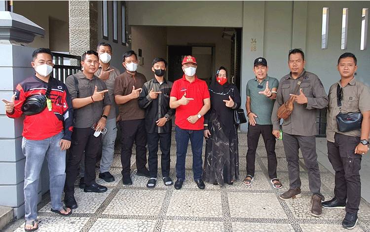 Bupati Seruyan Turun Langsung Cari Asrama Mahasiswa di Banjarmasin