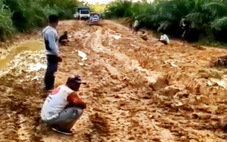 Penanganan Jalan Desa Jamut Mulai Dilaksanakan Pemkab Barito Utara