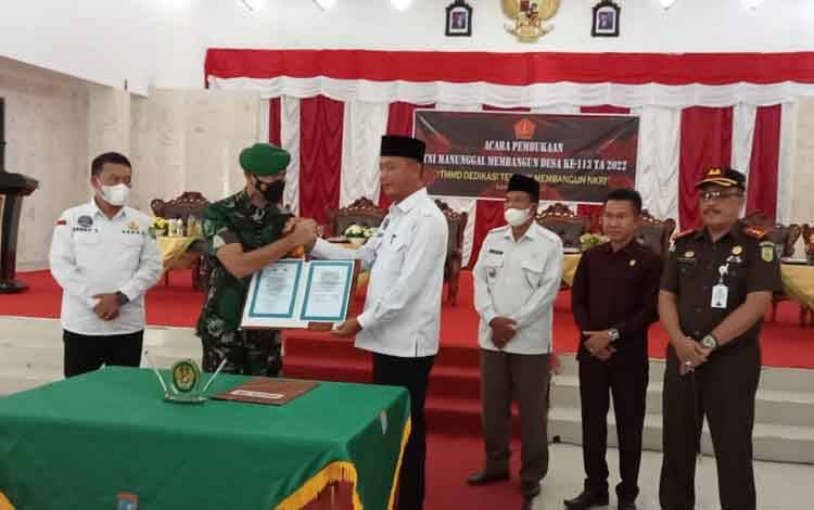 TMMD di Desa Sungai Pasari Sasar Dua Kegiatan