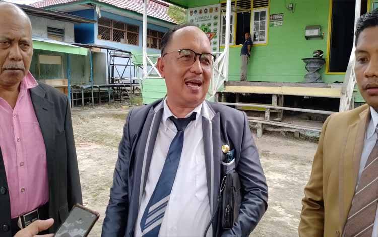 Anak Digugat Ayah Kandung karena Tak Melakukan Balik Nama Sertifikat
