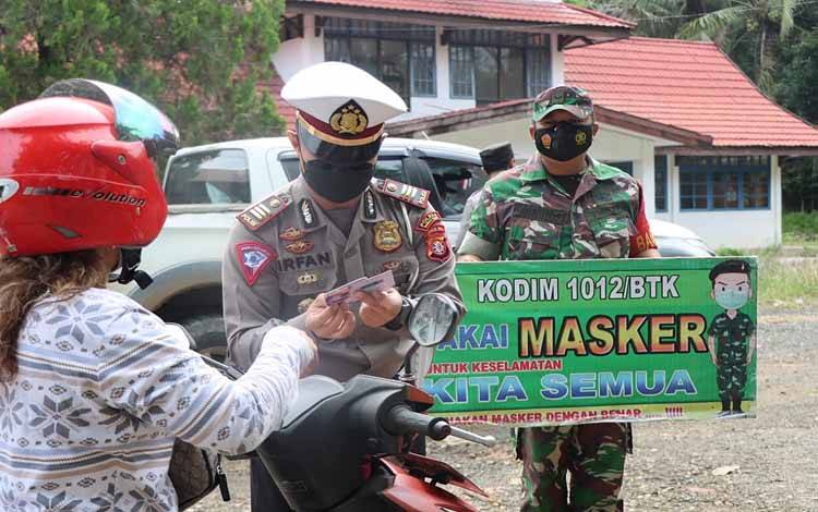 Polres Barito Timur dan TNI Kembali Gelar Vaksinasi Drive Thru
