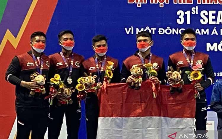 Tenis Putra Indonesia Raih Perak Setelah 9 Jam Bertarung