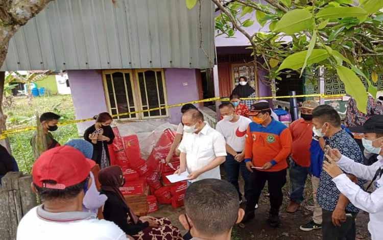 Warga Terdampak Kebakaran Rumah di Jalan Pilau Terima Bantuan