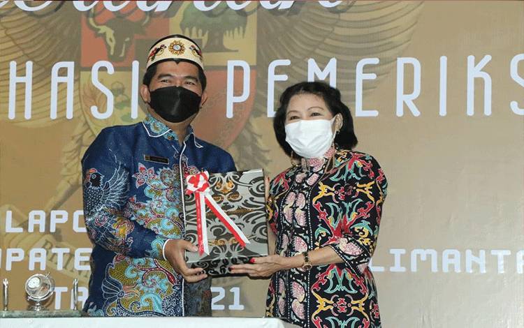 Taty Narang Bersyukur Pulang Pisau Raih WTP ke-7