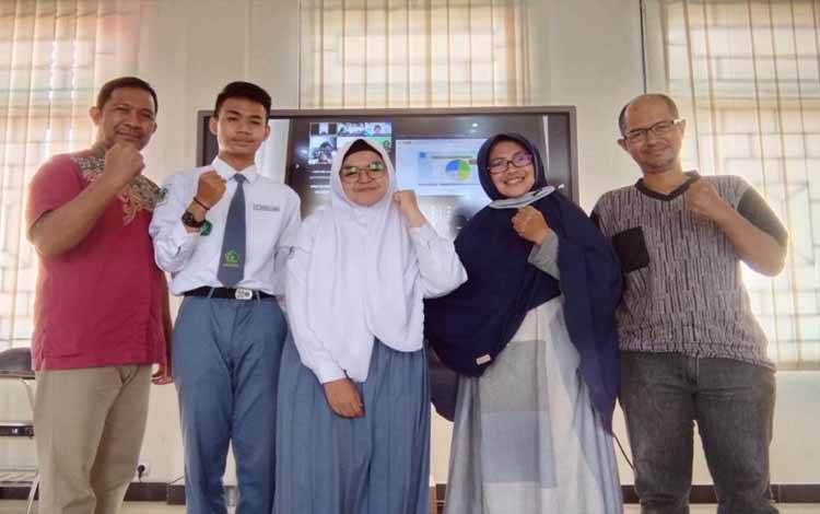 2 Siswa MAN Kotim Wakili Indonesia di Ajang Internasional Conference for Young Social Scientist di Serbia