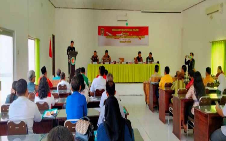 Bupati Sakariyas Hadiri Forum Diskusi Politik Sosialisasi Bantuan Keuangan Partai Poliik
