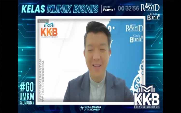 Business Coach Berikan 3 Tips pada Peserta Kelas Klinik Bisnis