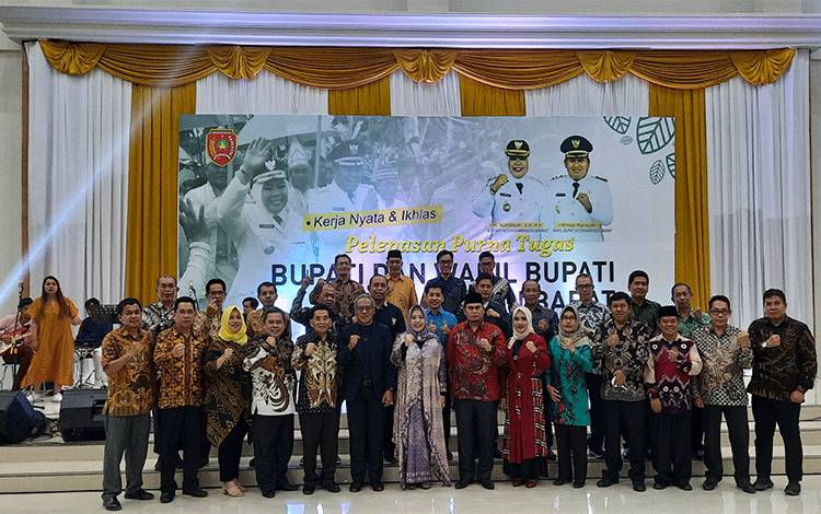 Pemkab Kobar Gelar Pelepasan Purna Tugas Bupati dan Wakil Bupati Periode 2017-2022