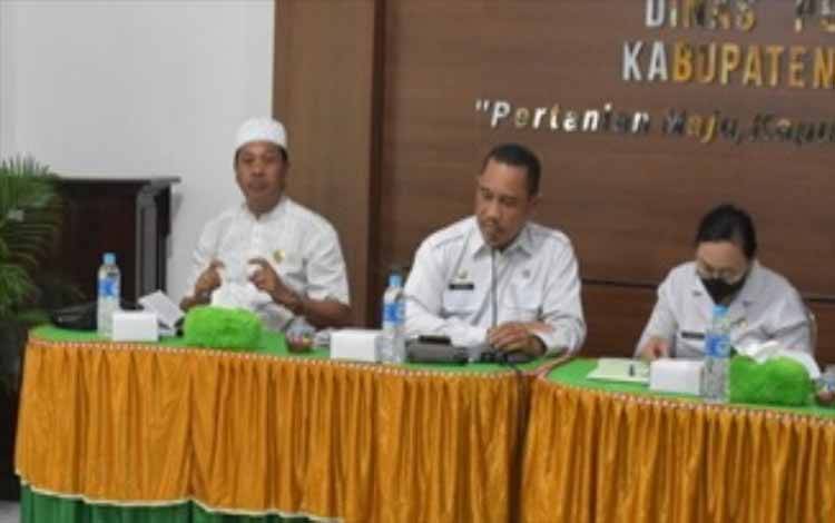 Ketua Komisi II DPRD Kapuas Dorong Distan Terus Bantu Petani Atasi Serangan Hama Tungro